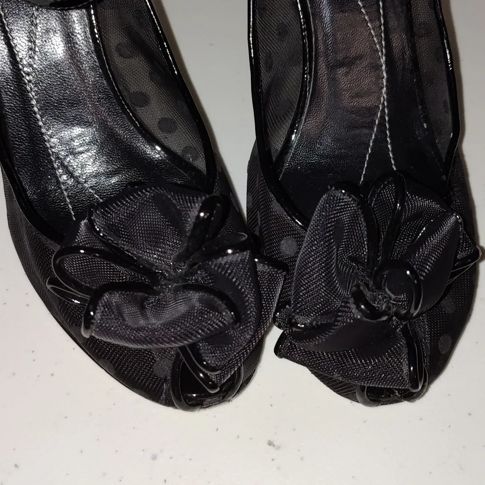Kate Spade Didi Mesh Polka Dot PeepToe Size 9 black